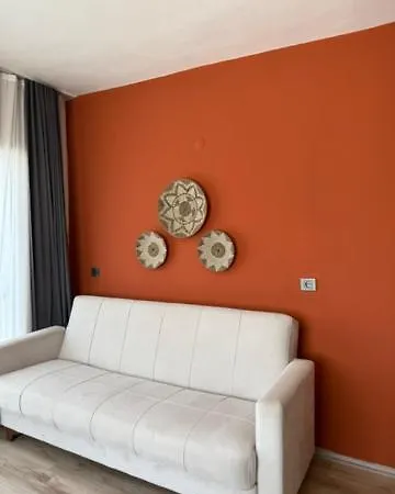 Aden Aparthotel 3*
